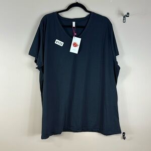 Vozanet 4xlarge black tee 28-1/2 p2p 29” length nwt